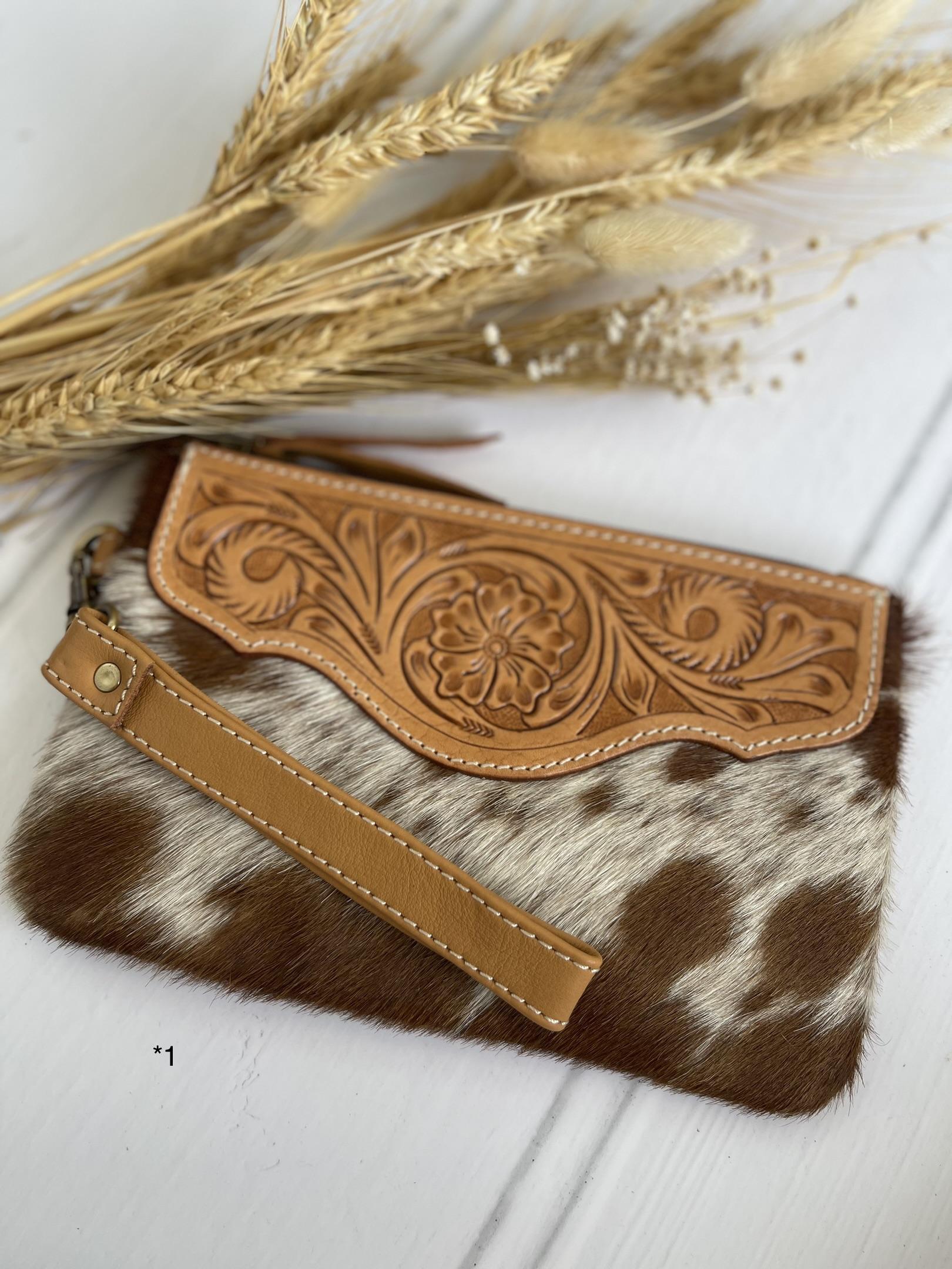 LONGREACH 1 Cowhide Leather Clutch Dusk on the Downs